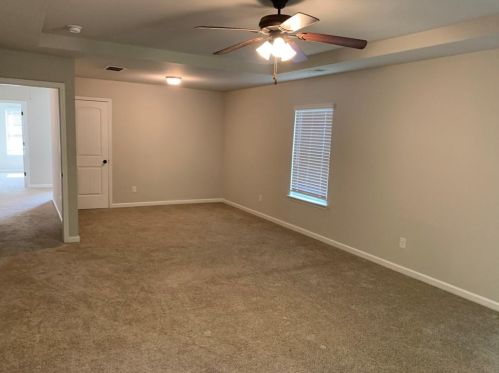 137 Magnaview Dr, Mcdonough GA  30253-3039 exterior