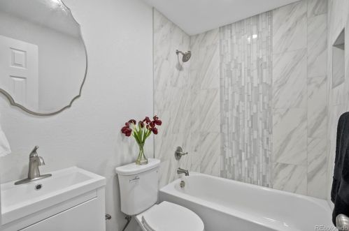 2227 Dover Way, Denver CO  80227-2315 exterior