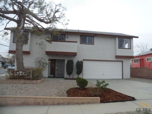 501 E St, Taft, CA 93268-4419