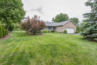 2672 Cross Country Rd, Dayton, OH 45431-8721