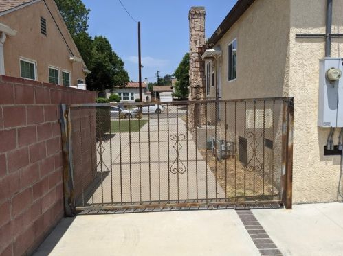 1222 Spazier Ave, Glendale CA  91201-1322 exterior