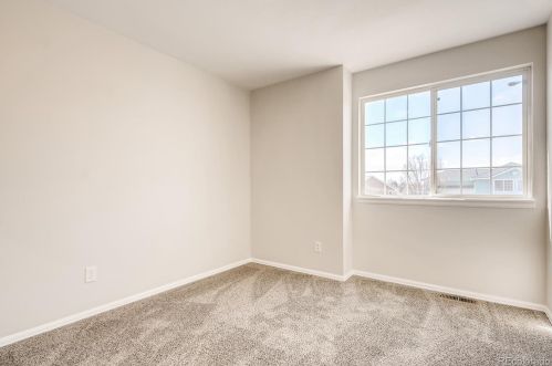 5684 Quemoy Ct, Aurora CO 80018-3133 exterior