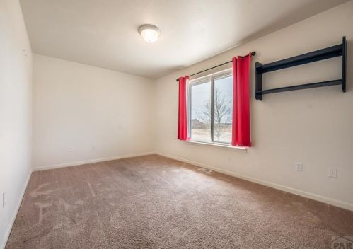1212 Saddle Ridge Ln, Pueblo CO  81007-3905 exterior