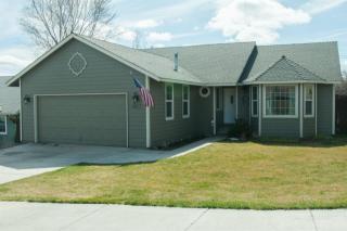 3015 Volcano Cir, Eagle Crest, OR 97756-7899
