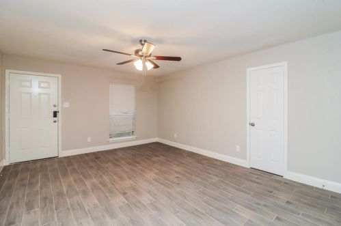 1428 Muse St, Fort Worth TX  76112-3420 exterior