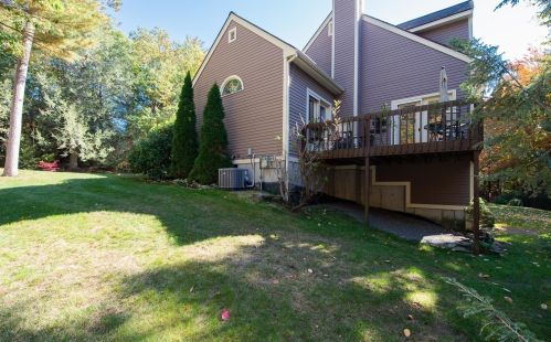 34 Villager Rd, Chester, NH 03036-4036