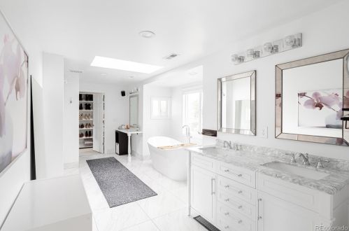 2855 Vine St, Denver CO 80205-3529 exterior