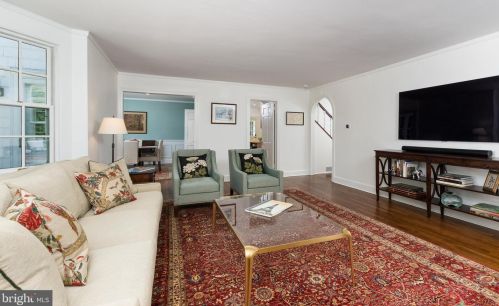 37 Ridgeview Rd, Princeton NJ  08540-7666 exterior