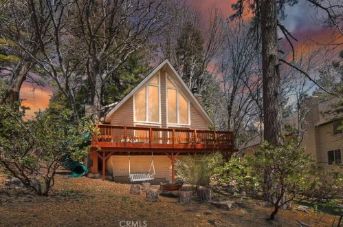26375 Augusta Dr, Lake Arrowhead, CA 92352-9715