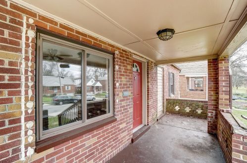 2033 Dallas Ave, Cincinnati OH  45239-4752 exterior