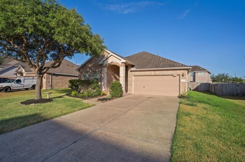 811 Culpepper Dr, Richmond TX  77469-1786 exterior