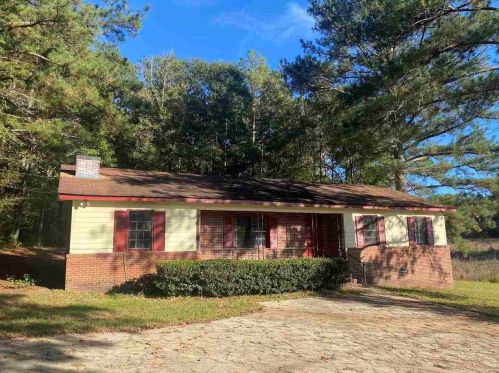 821 Ogletree St, Lagrange, GA 30241-3652