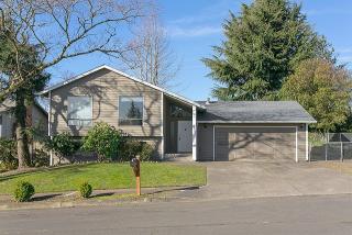 639 Hale Pl, Damascus, OR 97080