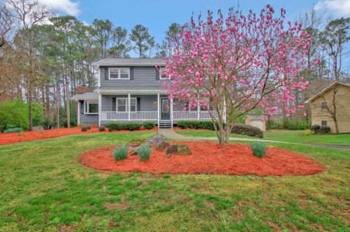 1395 Kincaid Rd, Marietta, GA 30066-6431