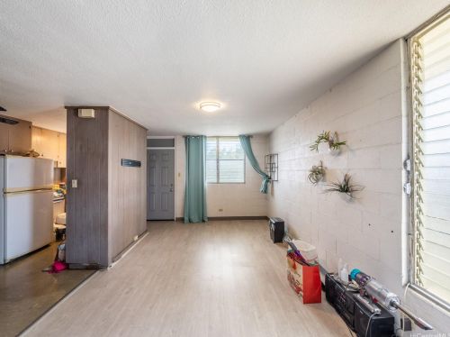 2824 Kihei Pl, Honolulu HI  96816-1310 exterior