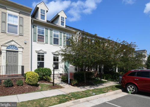 11861 Benton Lake Rd, Bristow, VA 20136-6157