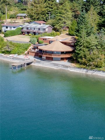 22811 Kingsbury Rd, Vashon, WA 98070-7123