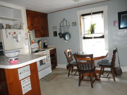 26 Border St, Amherst, NH 03031-3129