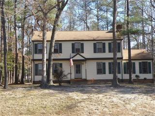 4013 Litchfield Dr, Chesterfield, VA 23832-7821