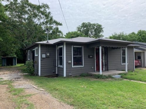 5336 Bourquin St, Dallas, TX 75210-3109