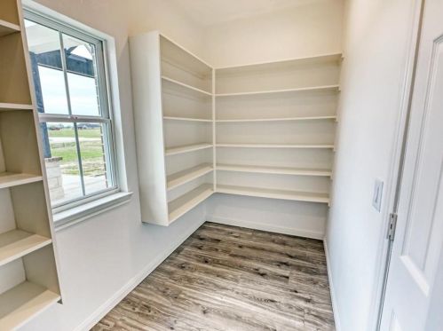 738 Angus Trl, Angleton TX 77515-9833 exterior