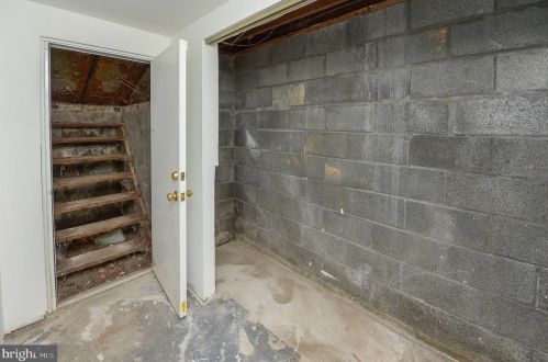 6024 Pleasant Ave, Camden NJ 08110-3537 exterior