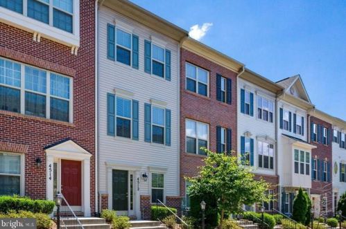 4512 Potomac Highlands Cir, Triangle VA  22172-1791 exterior