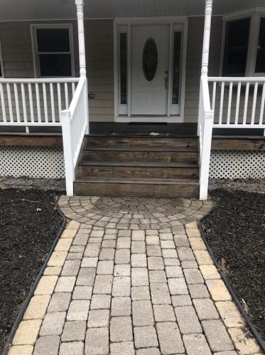 454 Elm St, Goffstown, NH 03045-2231