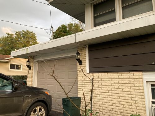 3045 21st Pl, North Chicago, IL 60064-2809
