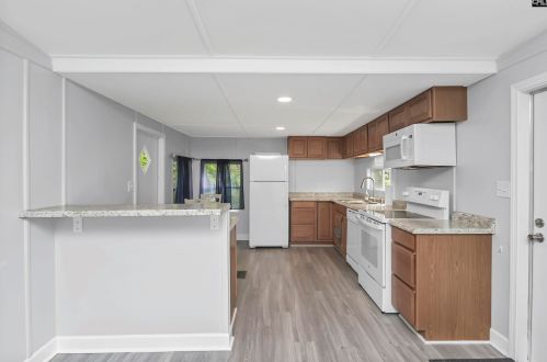 267 Woodside Pkwy, Cayce-West Columbia SC  29170-2735 exterior
