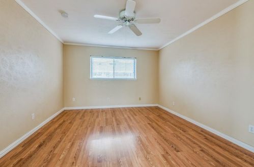 1811 Addington Dr, Carrollton TX 75007-3125 exterior