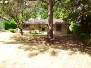8817 Russell Pl, Portland, OR 97220-5348