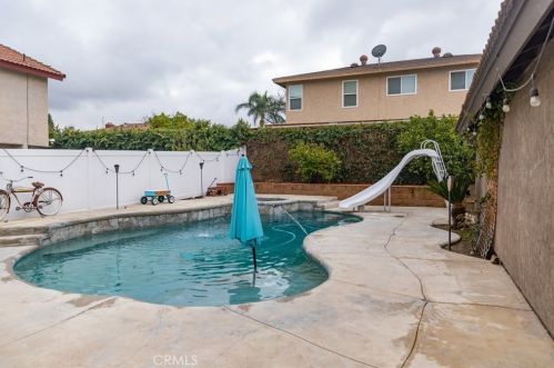 11568 Freedom Trl, Riverside CA  92503-5066 exterior