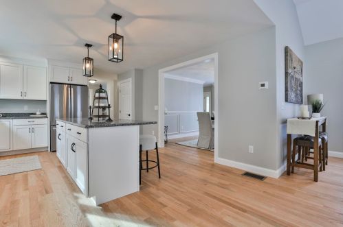 15 Pigeon Hill Rd, Brookline, NH 03033-2234