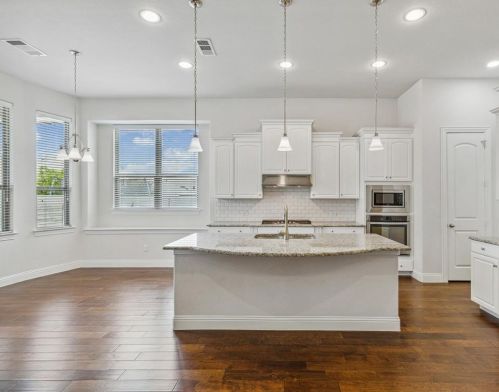 1116 7th St, Argyle TX  76226-1264 exterior