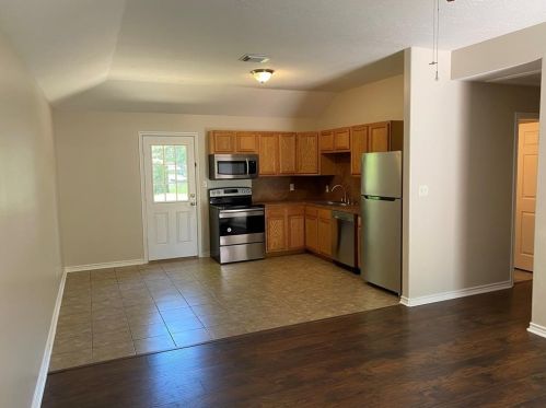 12642 Royal Lake Dr, Conroe TX  77303-2827 exterior