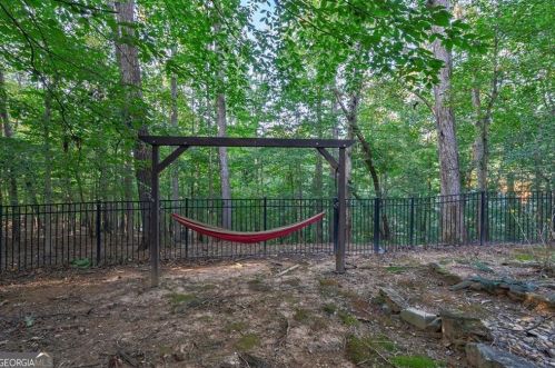 8186 Hewlett Rd, Atlanta GA  30350-3501 exterior