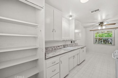 5476 Lewis Ave, Riverside CA  92503-8621 exterior