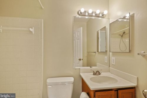 2842 Mozart Dr, Silver Spring MD 20904-6800 exterior