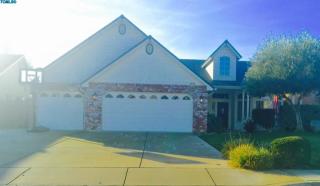 5117 Wren Ct, Visalia, CA 93291-9189
