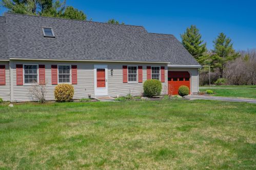 16 Riverbend Dr, Yarmouth, ME 04096-7743