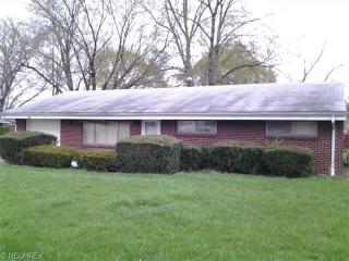 930 5th St, Struthers OH  44471-1840 exterior