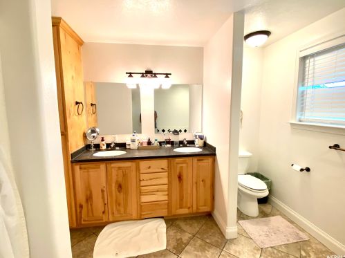 1011 8175, Sandy UT 84093-6617 exterior