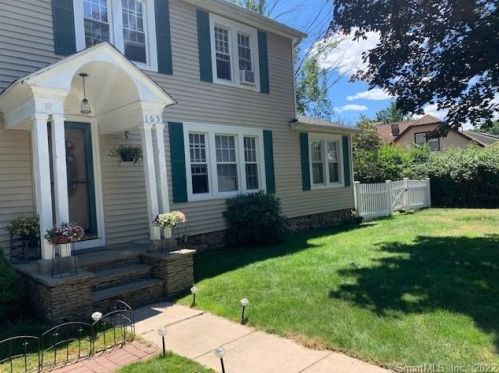 165 Farview Ave, Waterbury, CT 06716-3244