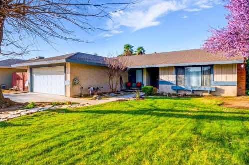 613 Berkeley Ct, Merced, CA 95348-2101