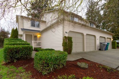 531 Duchess Rd, Bothell, WA 98012-7048