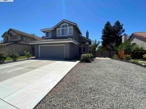 979 Hollice Ln, Livermore, CA 94550-8500