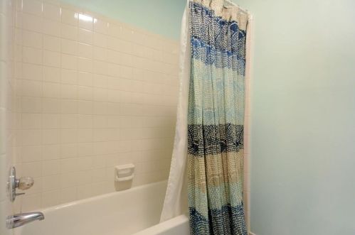 1011 Camden Ct, Atlanta GA  30327-4276 exterior