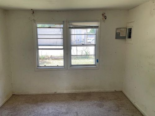 612 3rd Ave, Morgans Point, TX 76513-3104