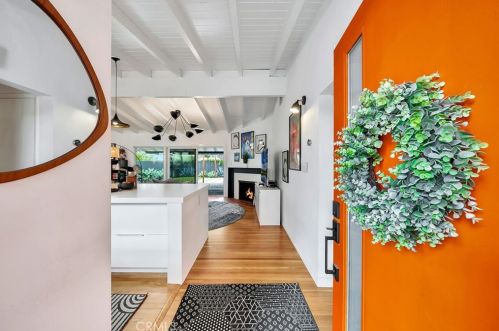 2230 Alona St, Santa Ana CA  92706-2419 exterior